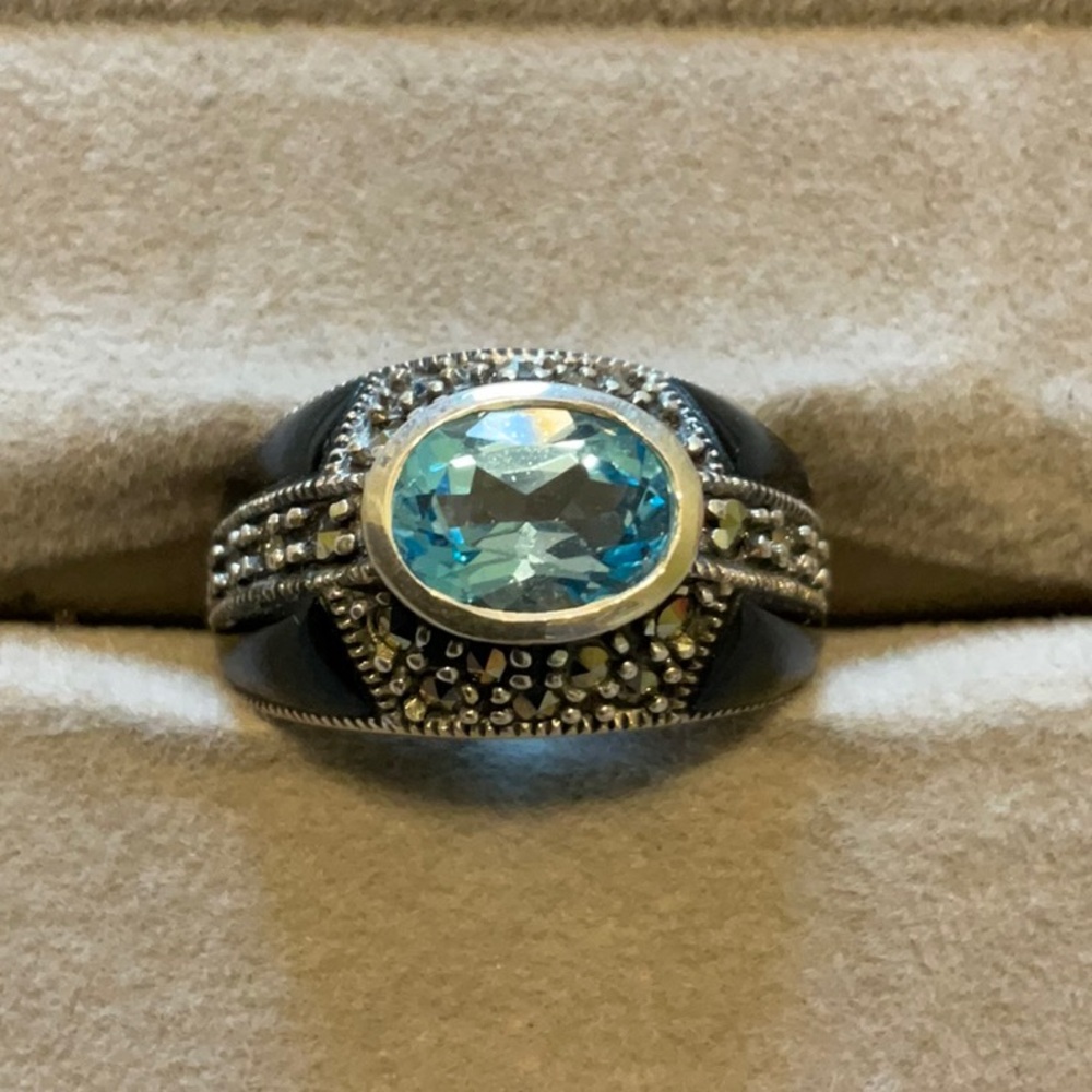 Elegant Sterling Silver and Blue Gemstone Ring